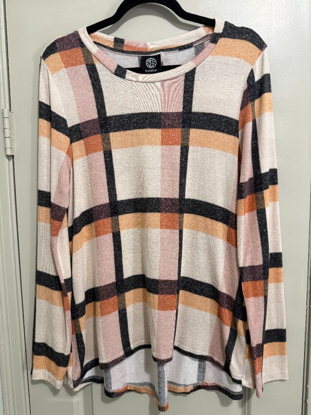 Bobeau Women's Plaid Lightweight Knit Plaid Longsleeve Tunic Sweater Top Med
